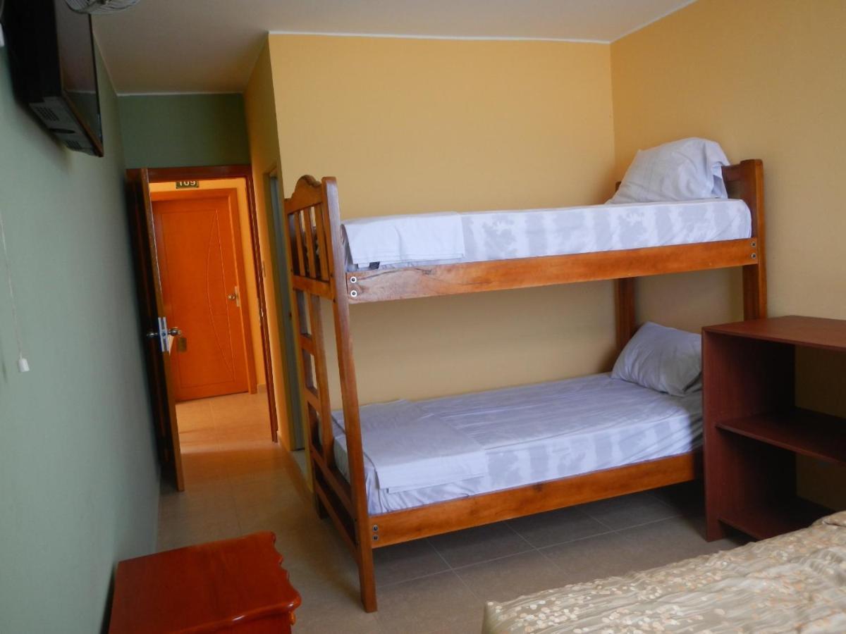 Hotel Internacional En Atacames Eksteriør bilde